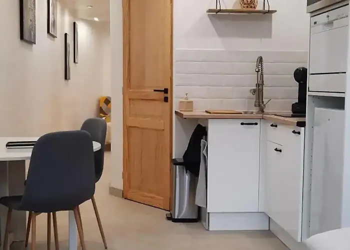 Apartment Cosy En Centre-ville D'epinal Pour 2 Personnes - Fr-1-589-835